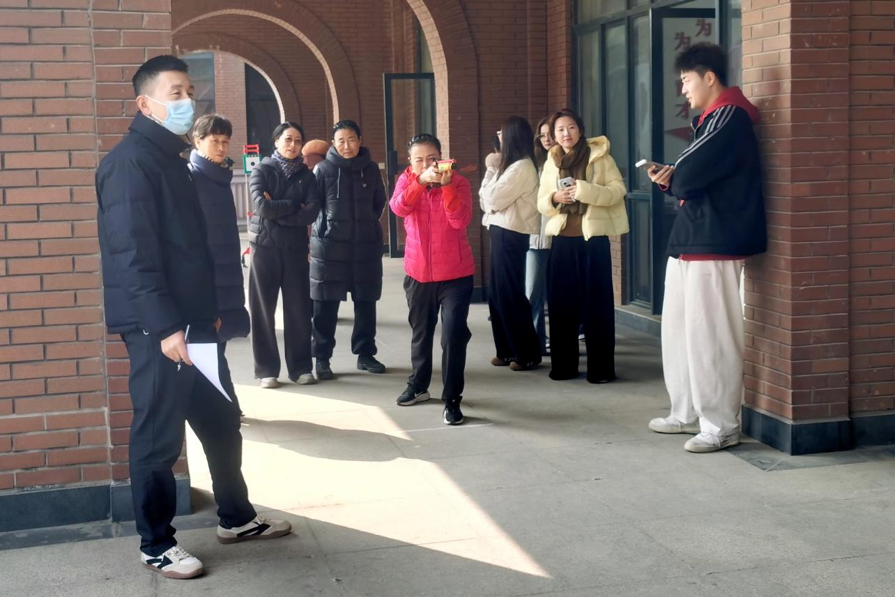 光飒正当时，绽放她芳华——体育教学部“庆三八”妇女节激光枪活动圆满举行